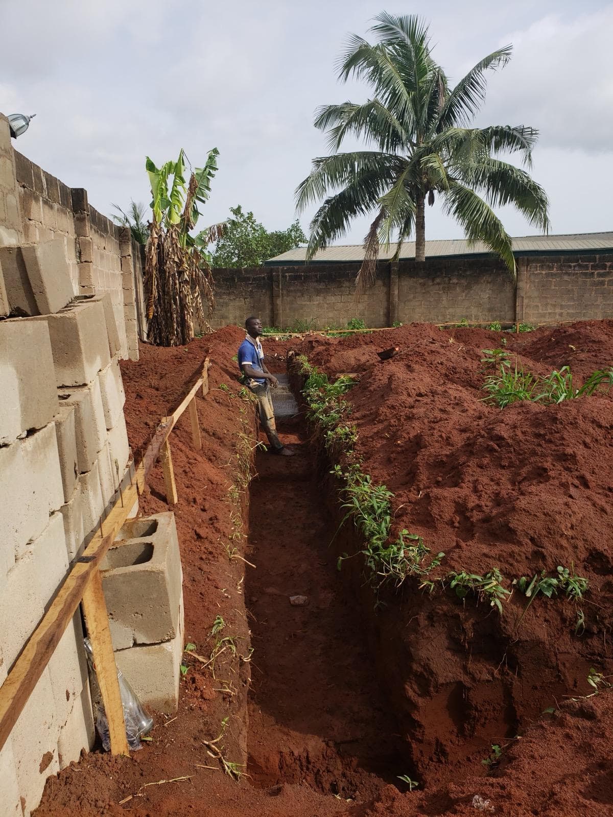 Digging of foundation — photo 3